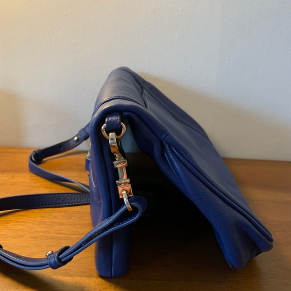 Tory Burch “Amanda” Fold-Over Cross Body Bag Blue - Picture 9 of 11